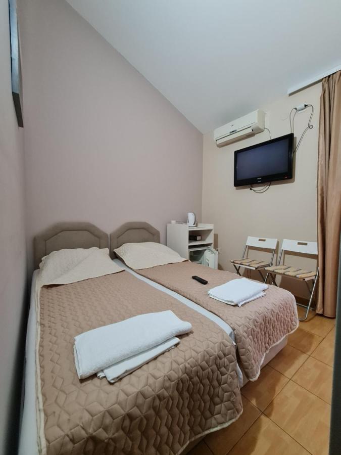 Hibiscus Guest House Budva Buitenkant foto