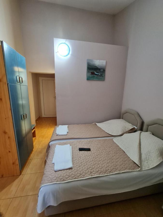 Hibiscus Guest House Budva Buitenkant foto